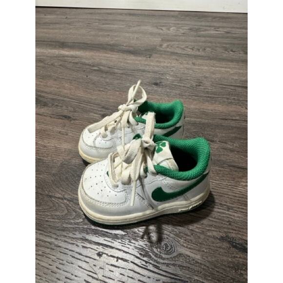 Nike Air Force 1 Toddler 4C White Green Lucky Charm Sneakers - Picture 6 of 6